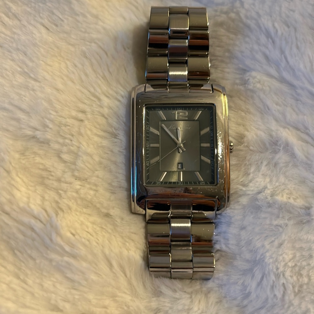 Men’s Kenneth Cole watch
